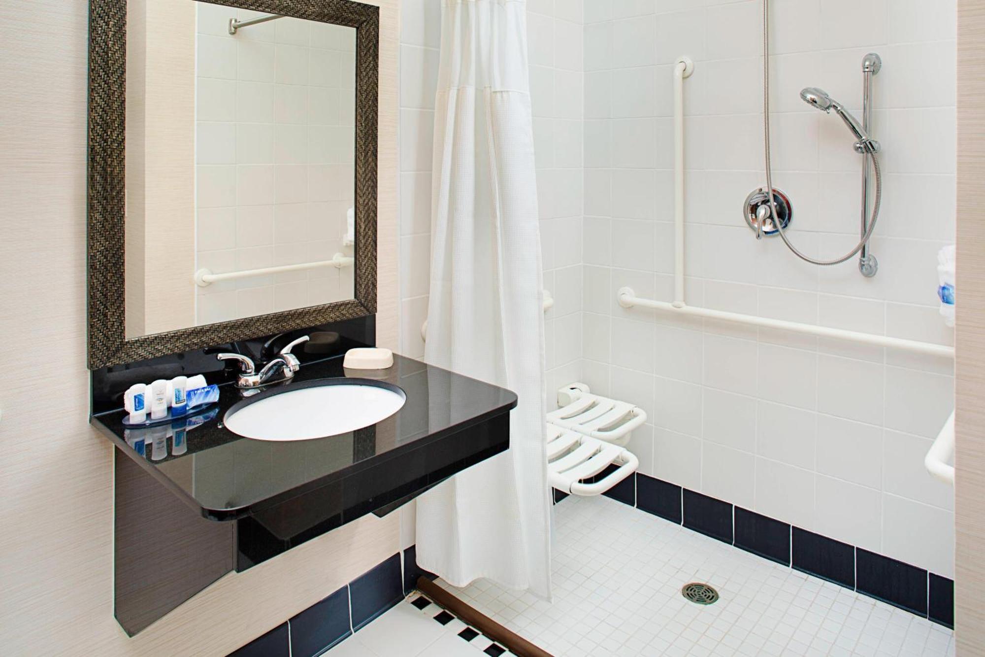 Fairfield Inn & Suites By Marriott San Antonio Seaworld / Westover Hills Exterior foto
